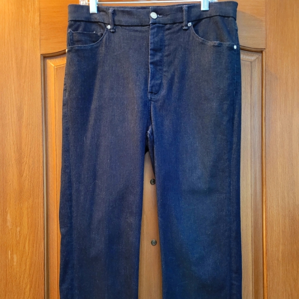 Express Straight leg Crop Jeans sz 12